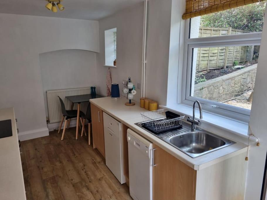 Cheerful Two Bedroom Cottage In The Forest Of Dean Lydbrook Exteriér fotografie
